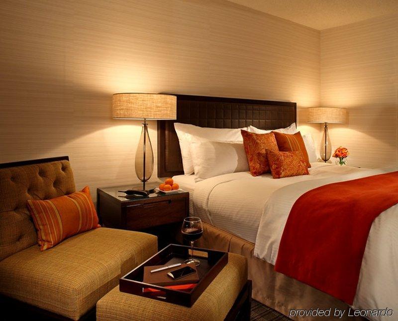 Cambridge Suites Торонто Стая снимка