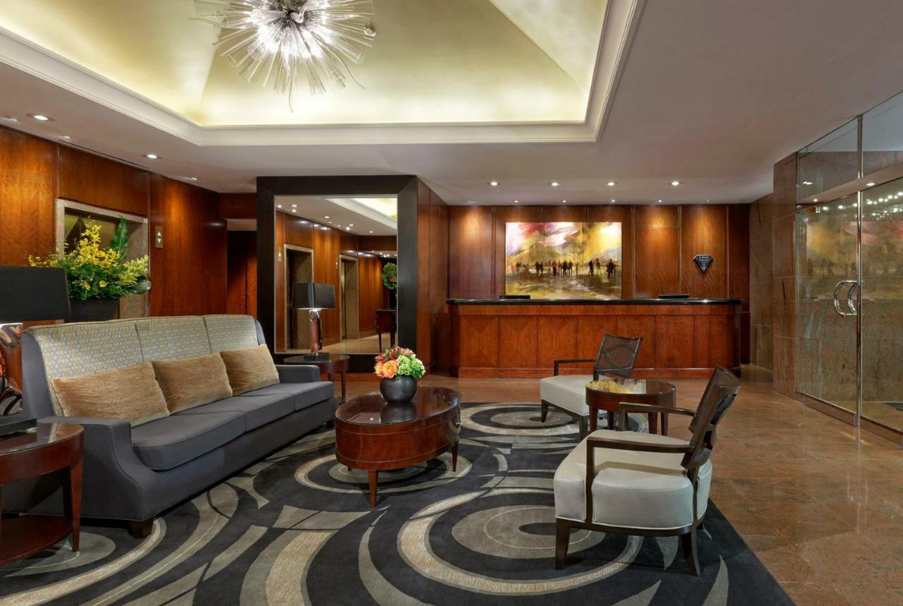 Cambridge Suites Торонто Екстериор снимка