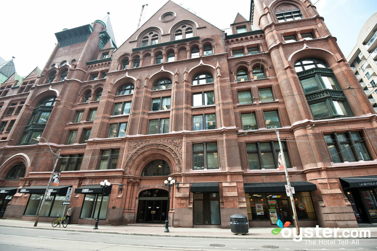 Cambridge Suites Торонто Екстериор снимка
